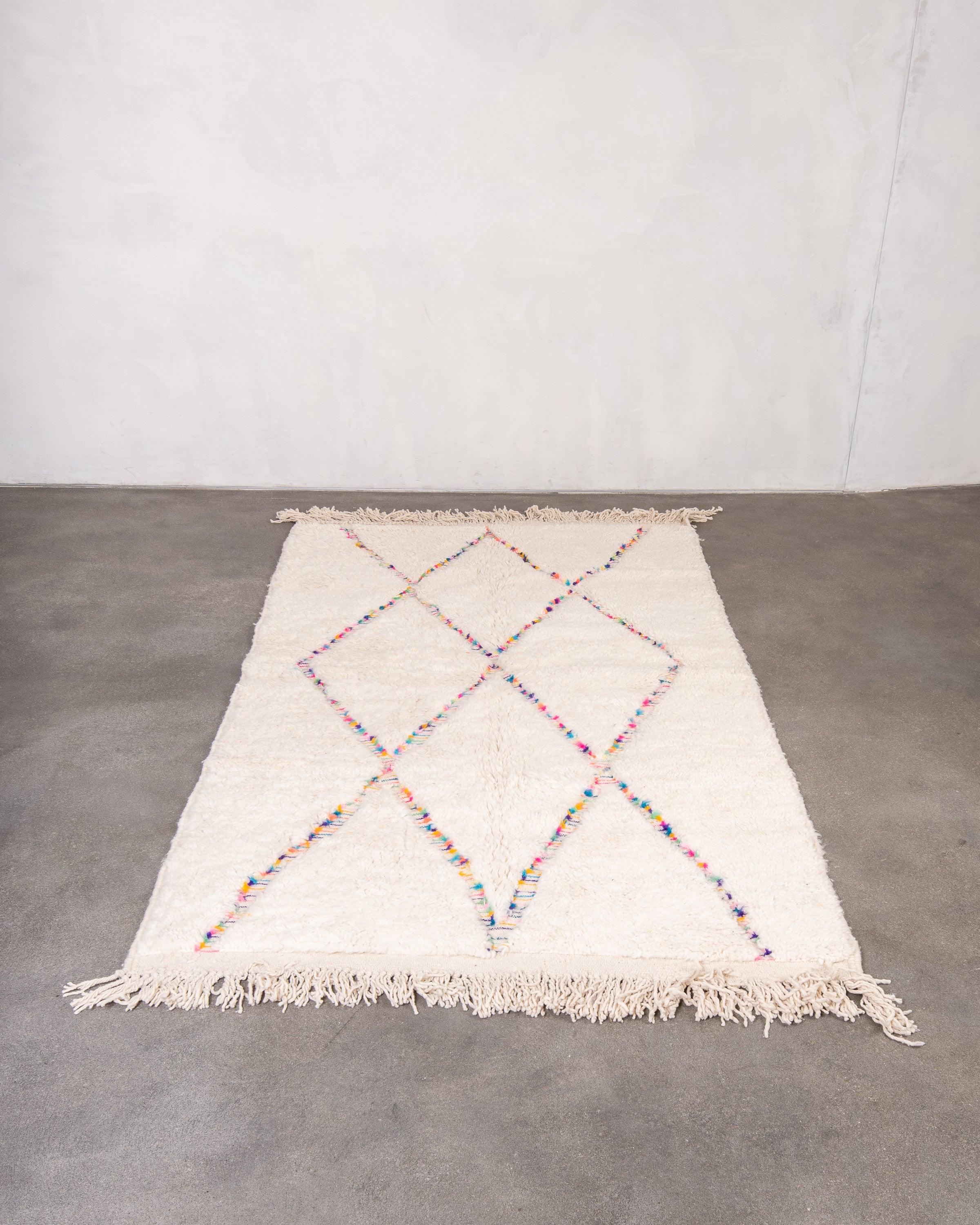 Modern designer handcrafted Berber rug from morocco Beniourain with beautiful colors and patterns